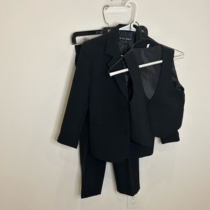 Boys 4-Piece suit
